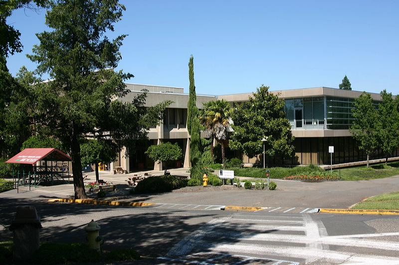 062406_e102.jpg
