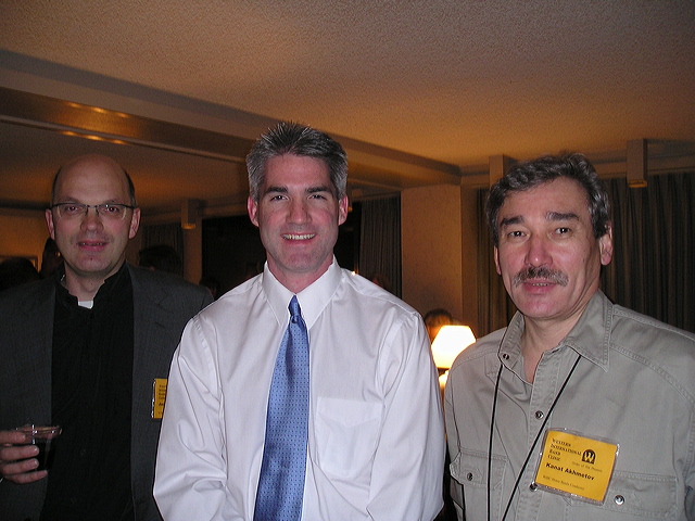 112204s_003.jpg